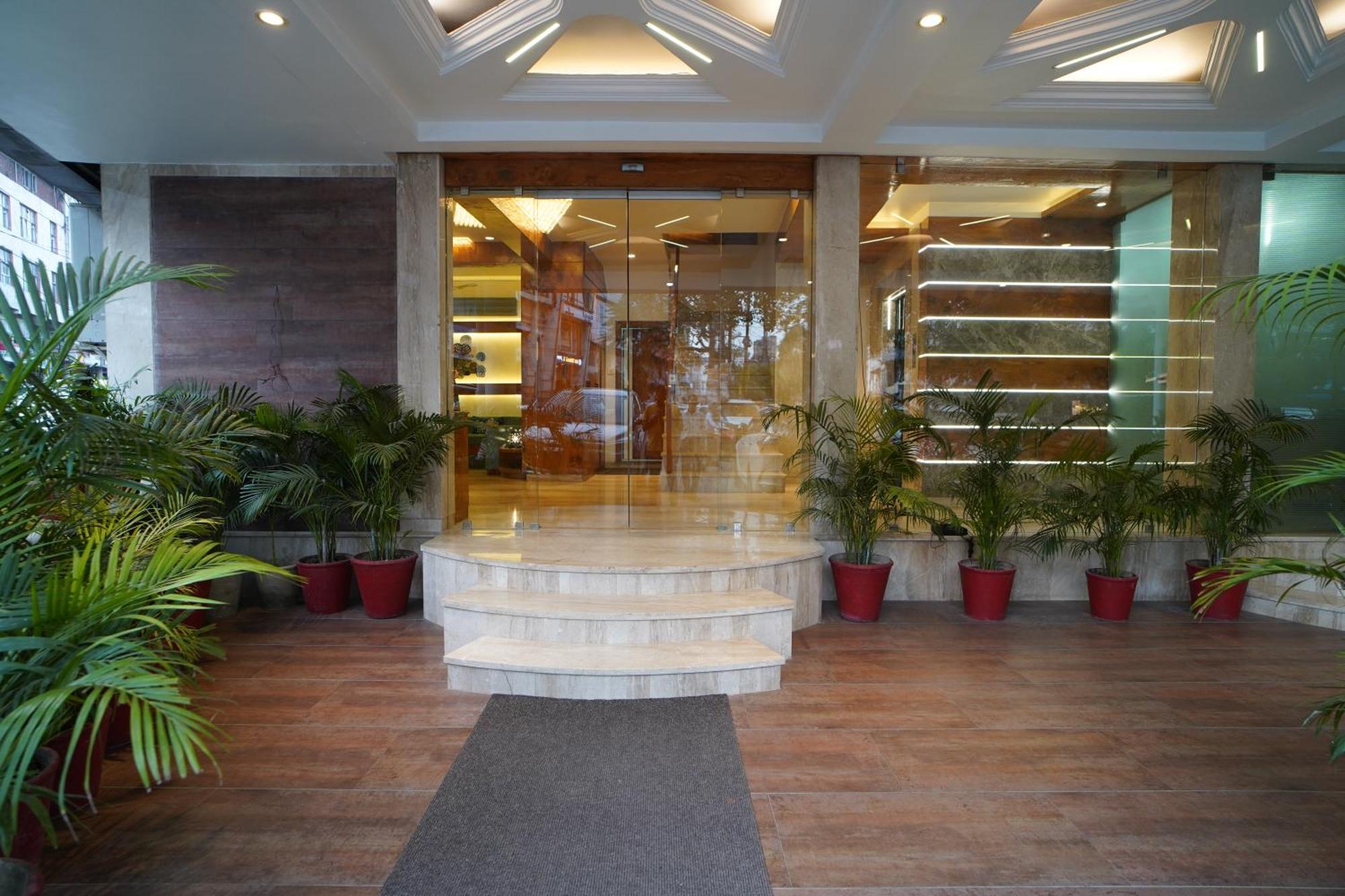 Hotel GK Palace Bhopál Kültér fotó