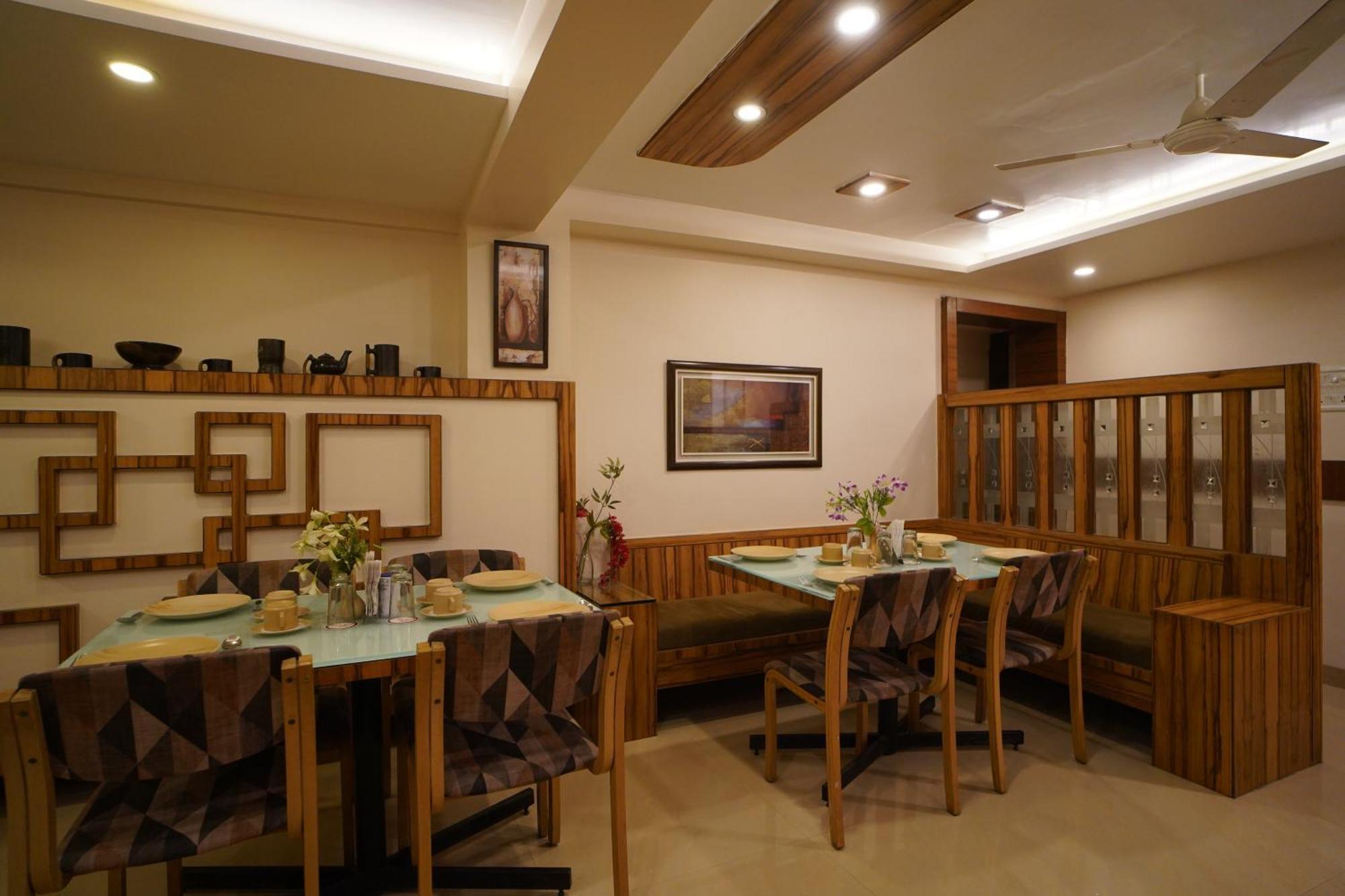 Hotel GK Palace Bhopál Kültér fotó